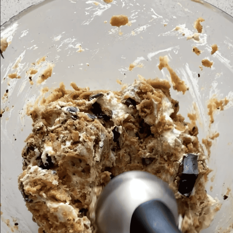 Cookie scoop scooping tiramisu cookie